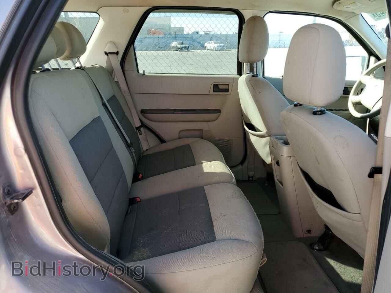 2008 FORD ESCAPE - VIN: 1FMCU03138KC06270 - Фото 11