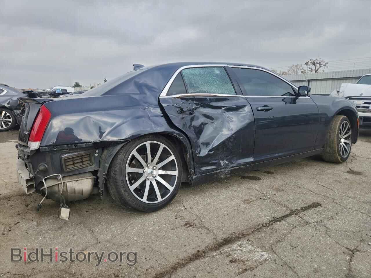 2016 CHRYSLER 300 - VIN: 2C3CCAAG9GH141844 - Фото 3