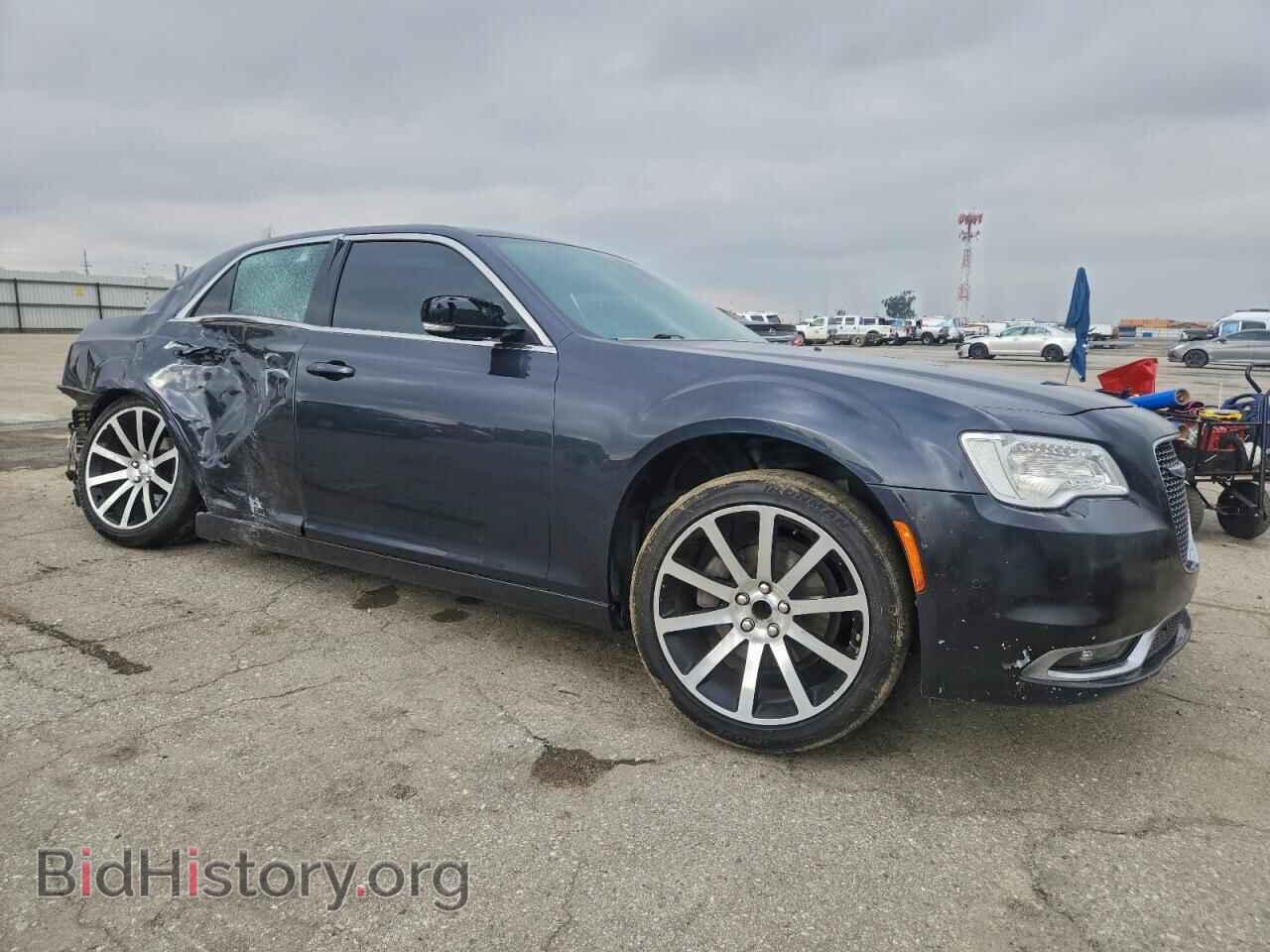 2016 CHRYSLER 300 - VIN: 2C3CCAAG9GH141844 - Фото 4