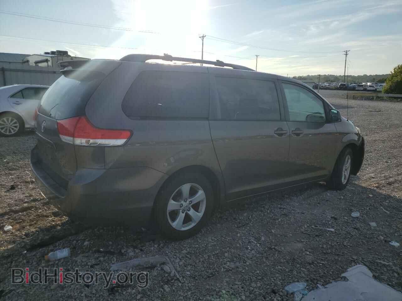2011 TOYOTA All Models - VIN: 5TDKK3DC2BS172832 - Фото 3