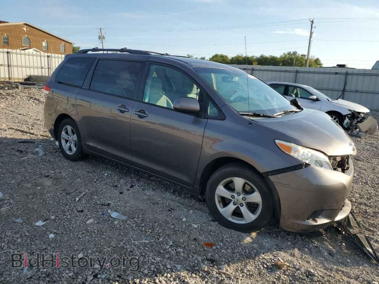2011 TOYOTA All Models - VIN: 5TDKK3DC2BS172832 - Фото 4