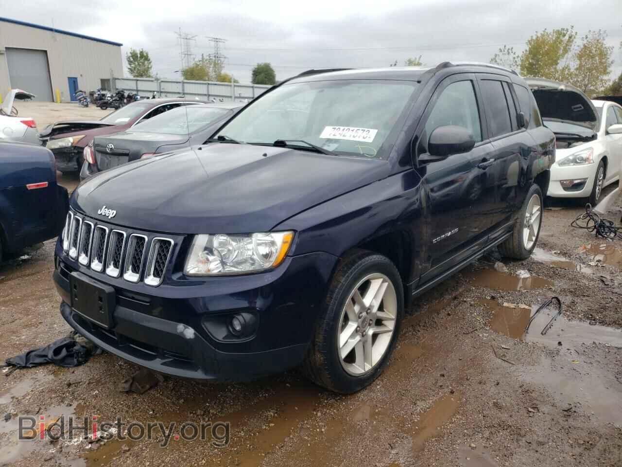 Photo 1J4NF5FB9BD135042 - JEEP COMPASS 2011