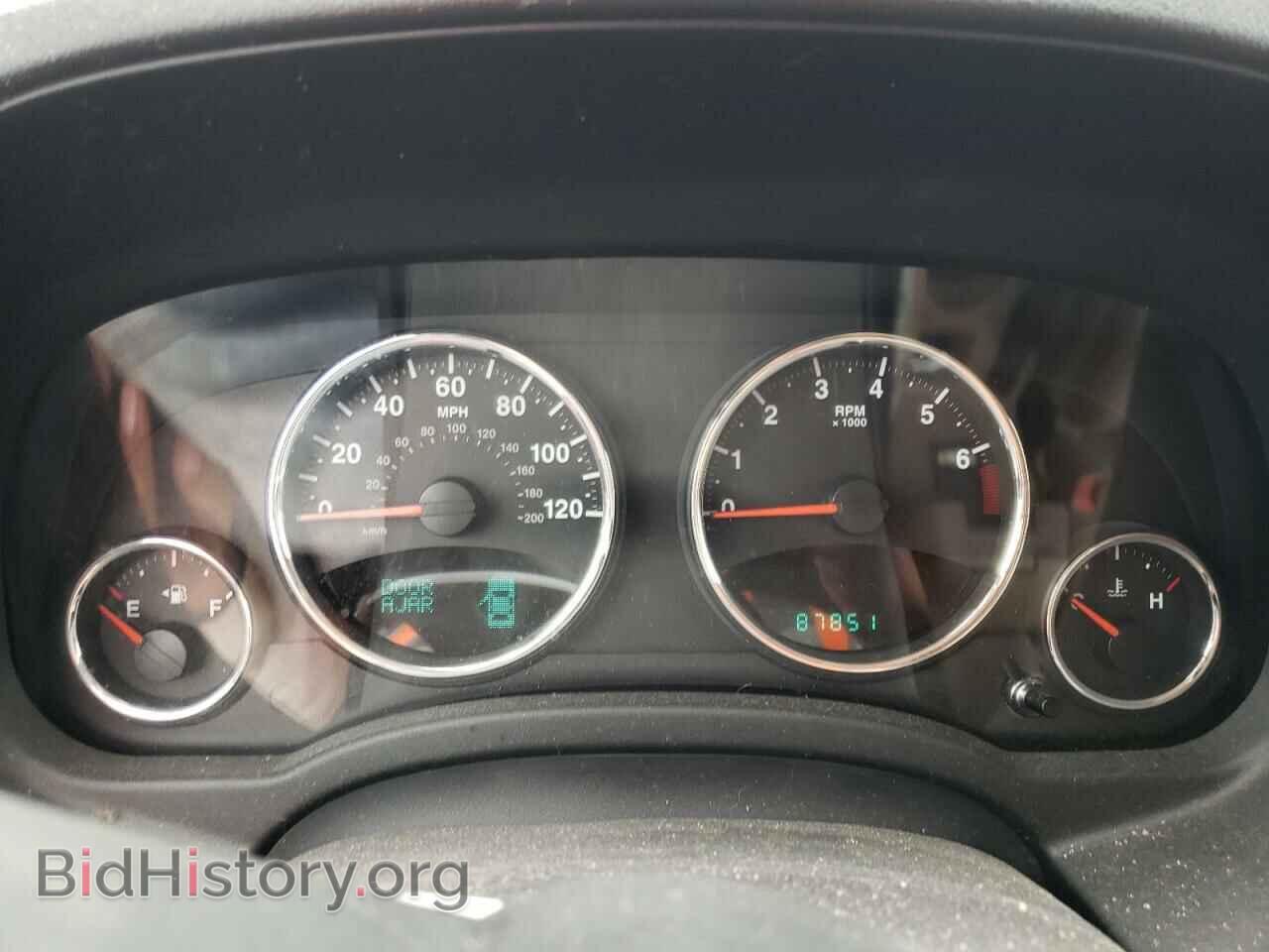 2011 JEEP COMPASS - VIN: 1J4NF5FB9BD135042 - Photo 9