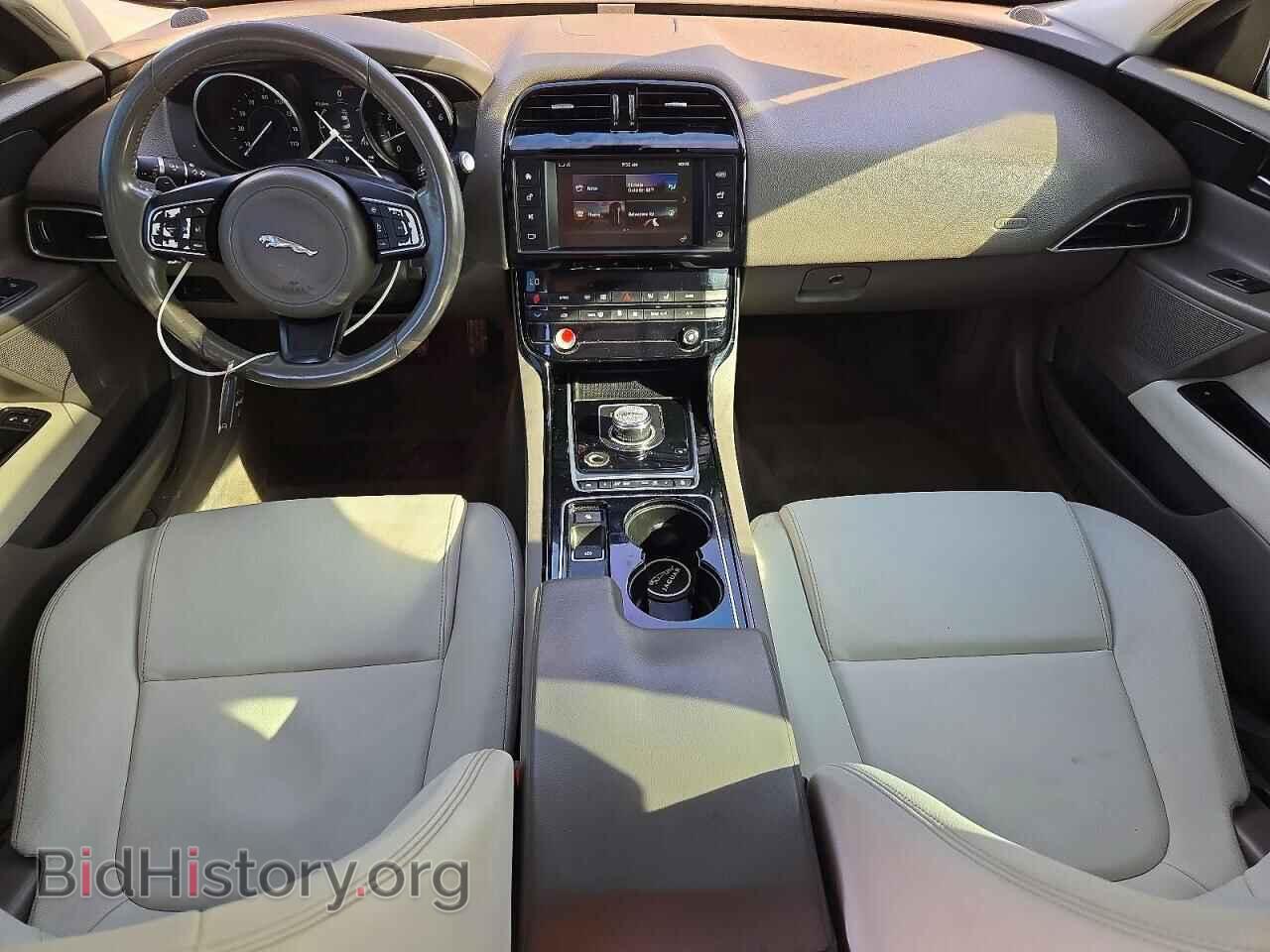 2017 JAGUAR XE - VIN: SAJAR4BG5HA949238 - Фото 8