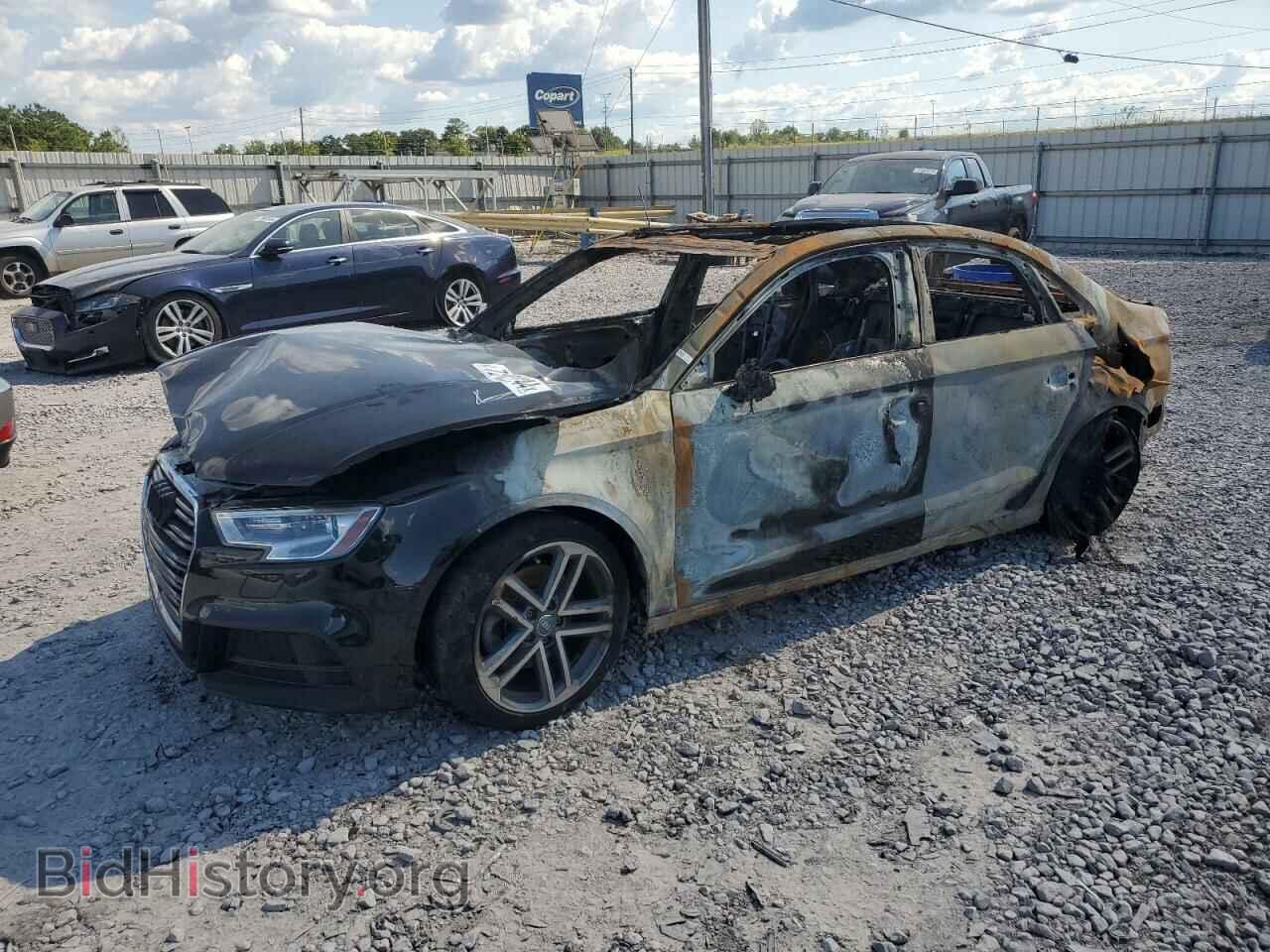 Фотография WAUGUGFF2J1032576 - AUDI A3 2018