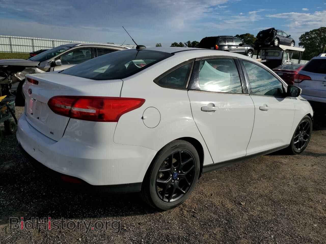 2016 FORD FOCUS - VIN: 1FADP3F22GL330227 - Photo 3