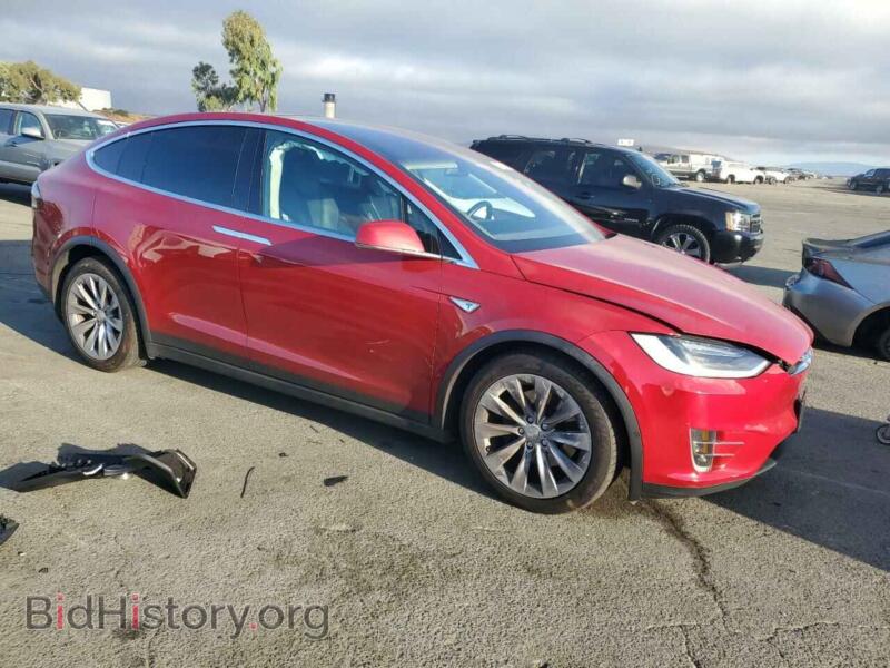 2016 Tesla MODEL X (VIN 5YJXCAE21GF003944) — фото 4 из 12