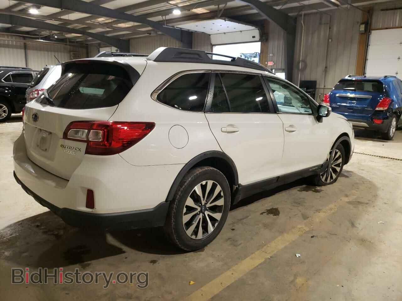 2015 SUBARU OUTBACK - VIN: 4S4BSAJC3F3334575 - Фото 3