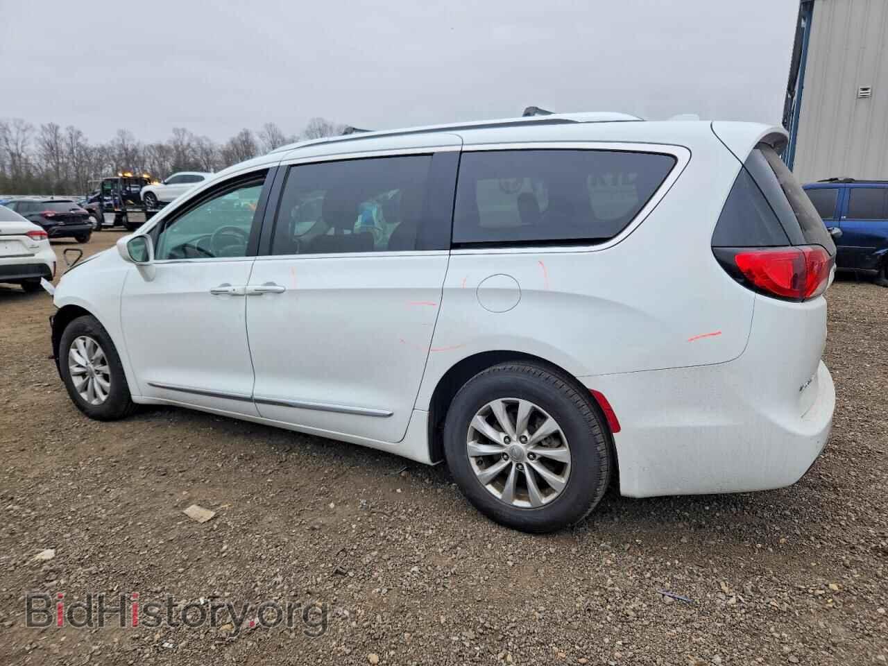 2018 CHRYSLER PACIFICA - VIN: 2C4RC1BG7JR149365 - Фото 2