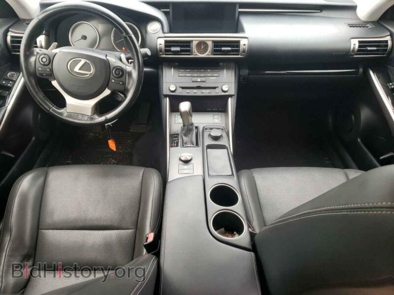 2015 Lexus IS (VIN JTHCF1D21F5028977) — фото 8 из 13
