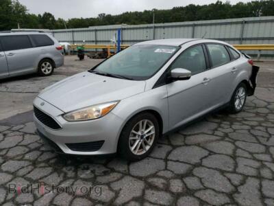 2016 Ford FOCUS SE, серебристый — VIN 1FADP3F27GL214439, Copart