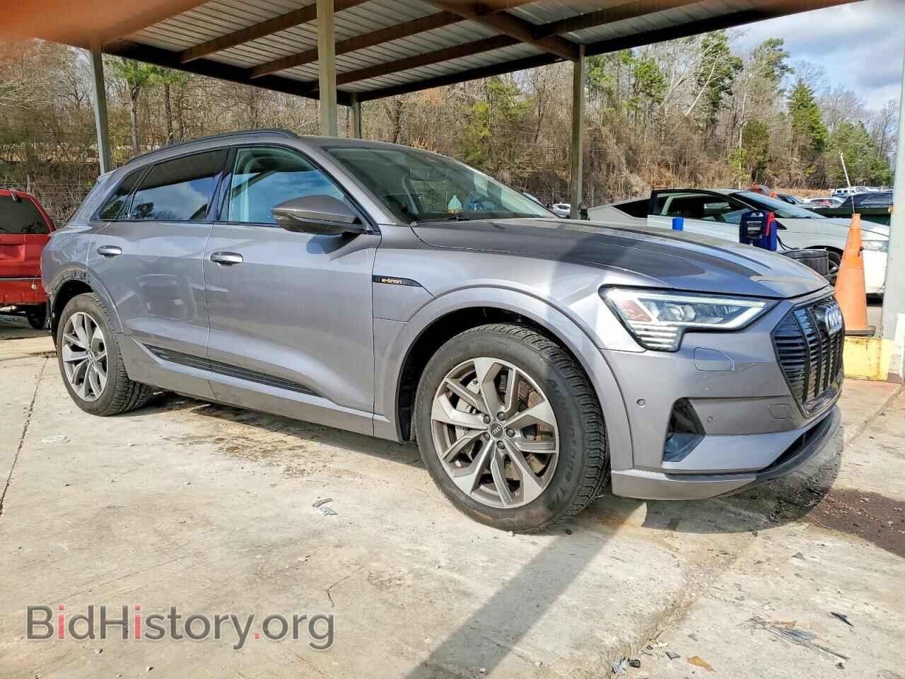 2021 AUDI E-TRON - VIN: WA1LAAGE7MB015987 - Photo 4