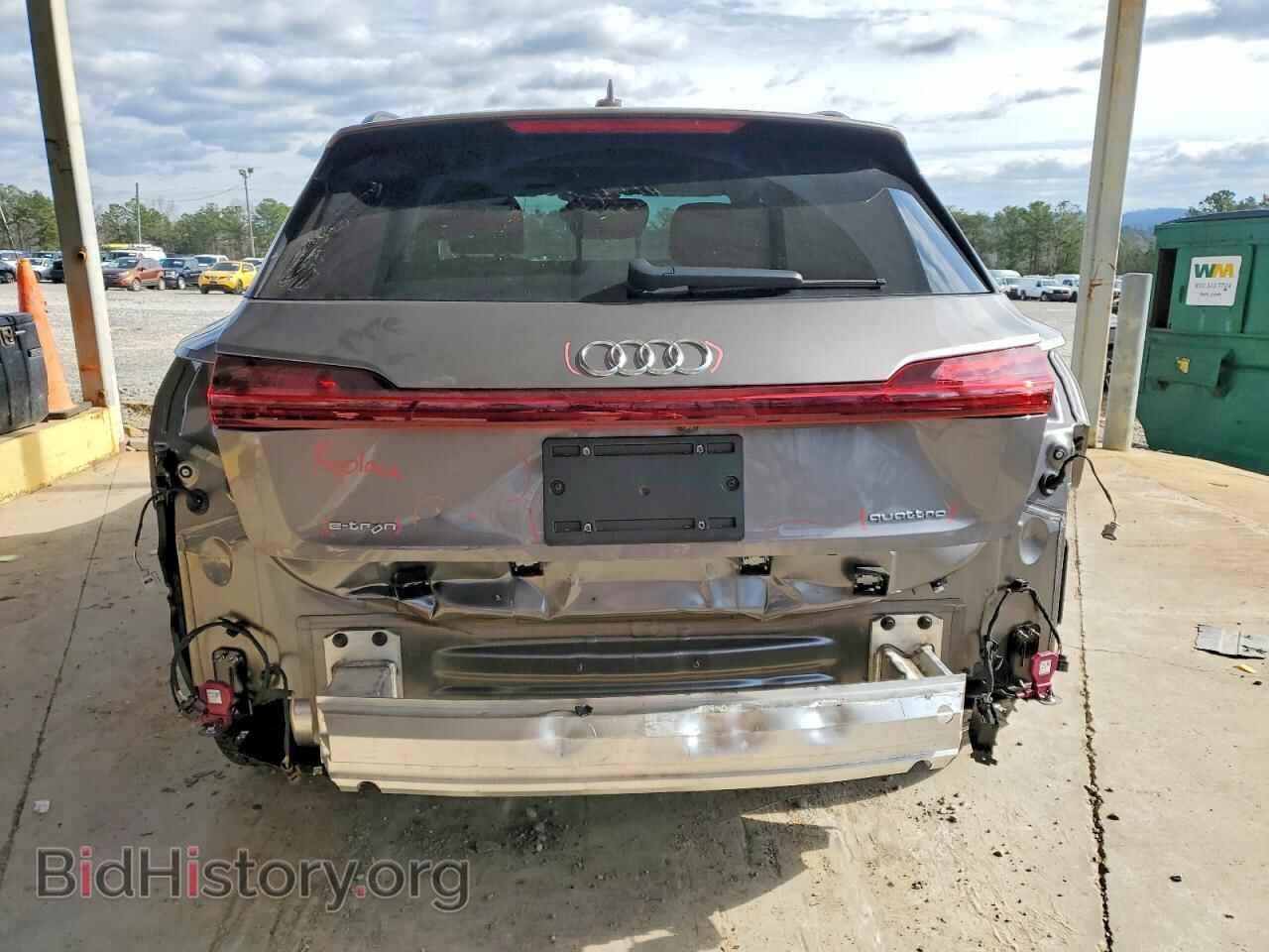2021 AUDI E-TRON - VIN: WA1LAAGE7MB015987 - Photo 6