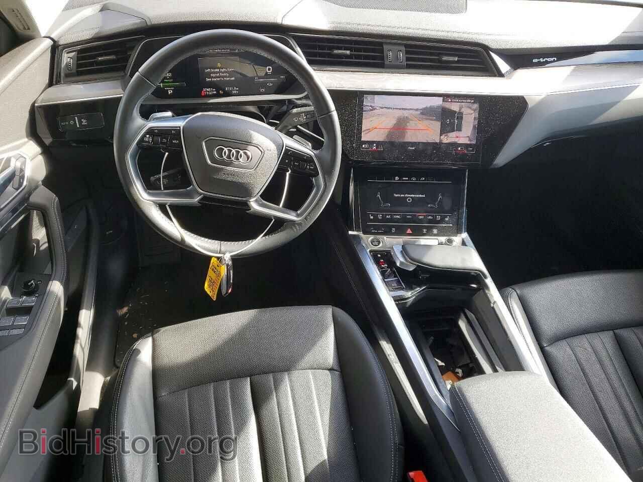 2021 AUDI E-TRON - VIN: WA1LAAGE7MB015987 - Photo 8
