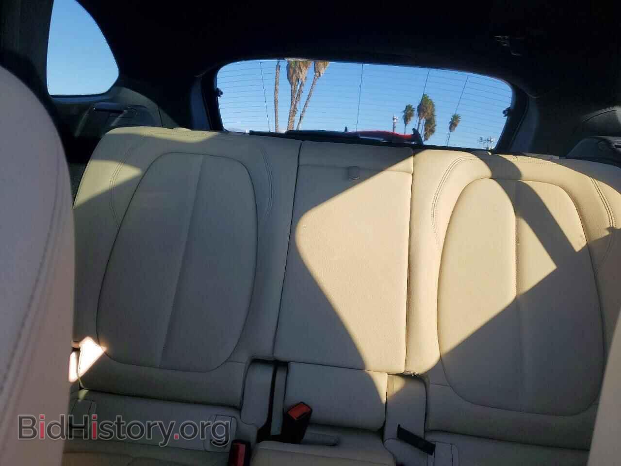 2016 BMW X1 - VIN: WBXHT3C37GP884279 - Фото 10