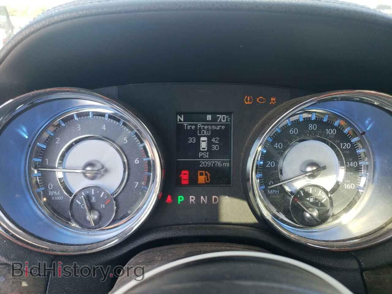 2011 CHRYSLER 300 - VIN: 2C3CA6CT6BH549871 - Фото 9