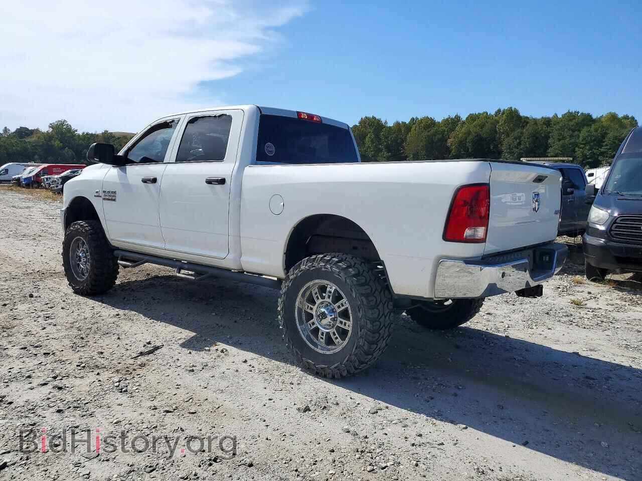 2018 RAM 2500 - VIN: 3C6UR5CL6JG217048 - Photo 2