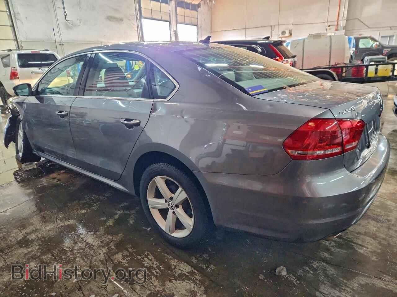 2013 VOLKSWAGEN PASSAT - VIN: 1VWBP7A34DC002759 - Фото 2