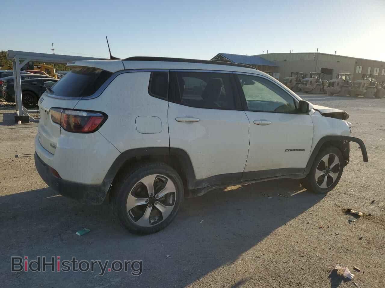 2017 JEEP COMPASS - VIN: 3C4NJDBB9HT688636 - Photo 3