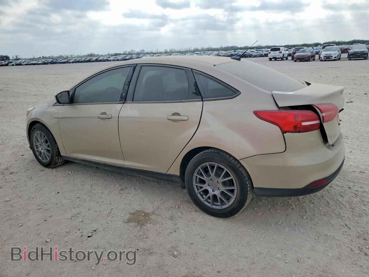 2017 FORD FOCUS - VIN: 1FADP3F2XHL299200 - Фото 2