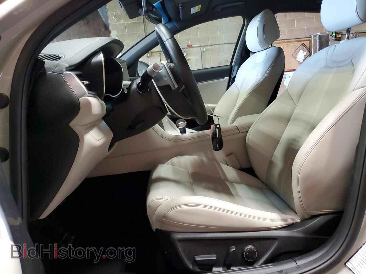 2025 GENESIS G70 BASE - VIN: KMTG34SC7SU158708 - Photo 7