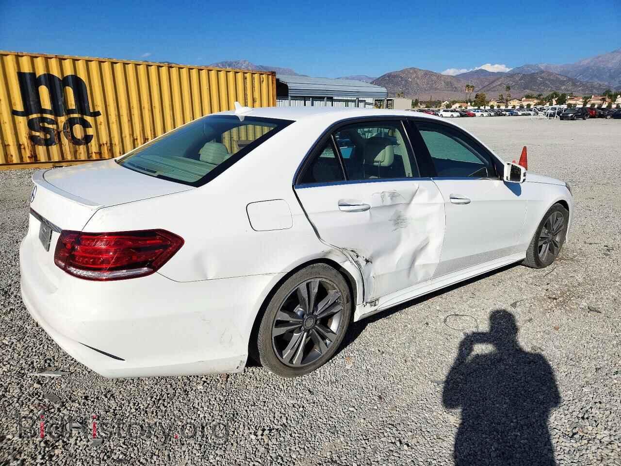 2016 MERCEDES-BENZ E-CLASS - VIN: WDDHF5KB4GB207718 - Photo 3