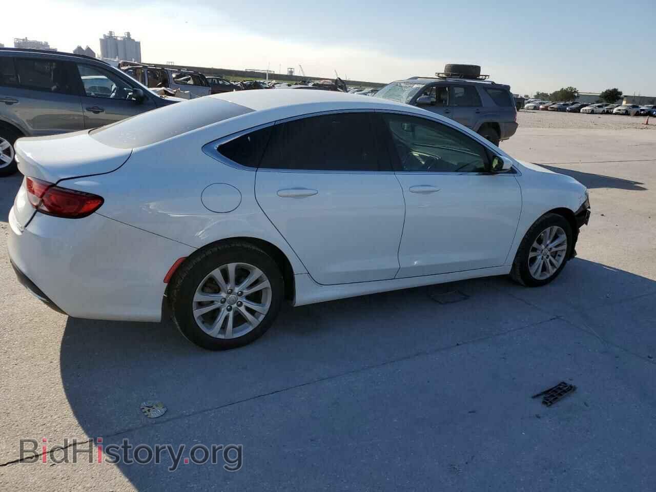 2015 CHRYSLER 200 - VIN: 1C3CCCAB0FN526604 - Photo 3