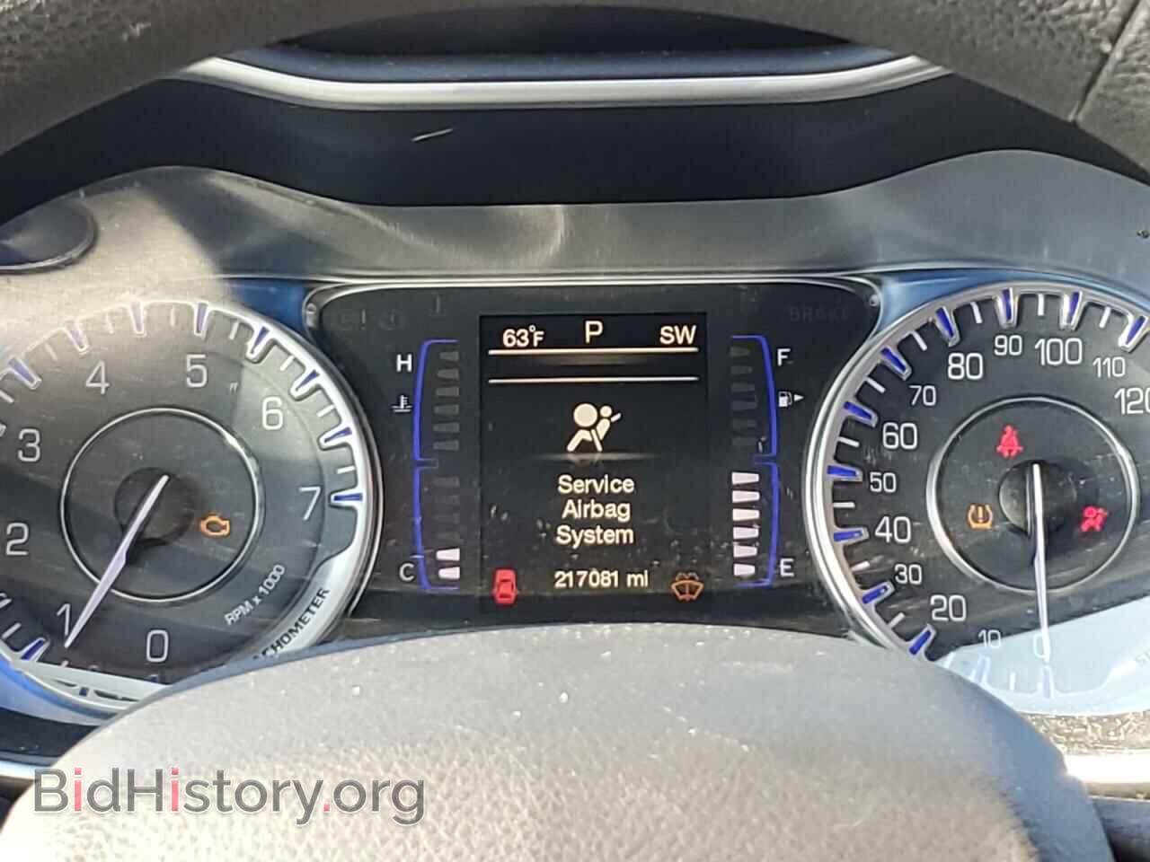 2015 CHRYSLER 200 - VIN: 1C3CCCAB0FN526604 - Photo 9