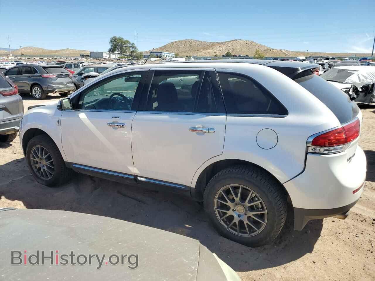2012 LINCOLN MKX - VIN: 2LMDJ8JK9CBL15623 - Photo 2