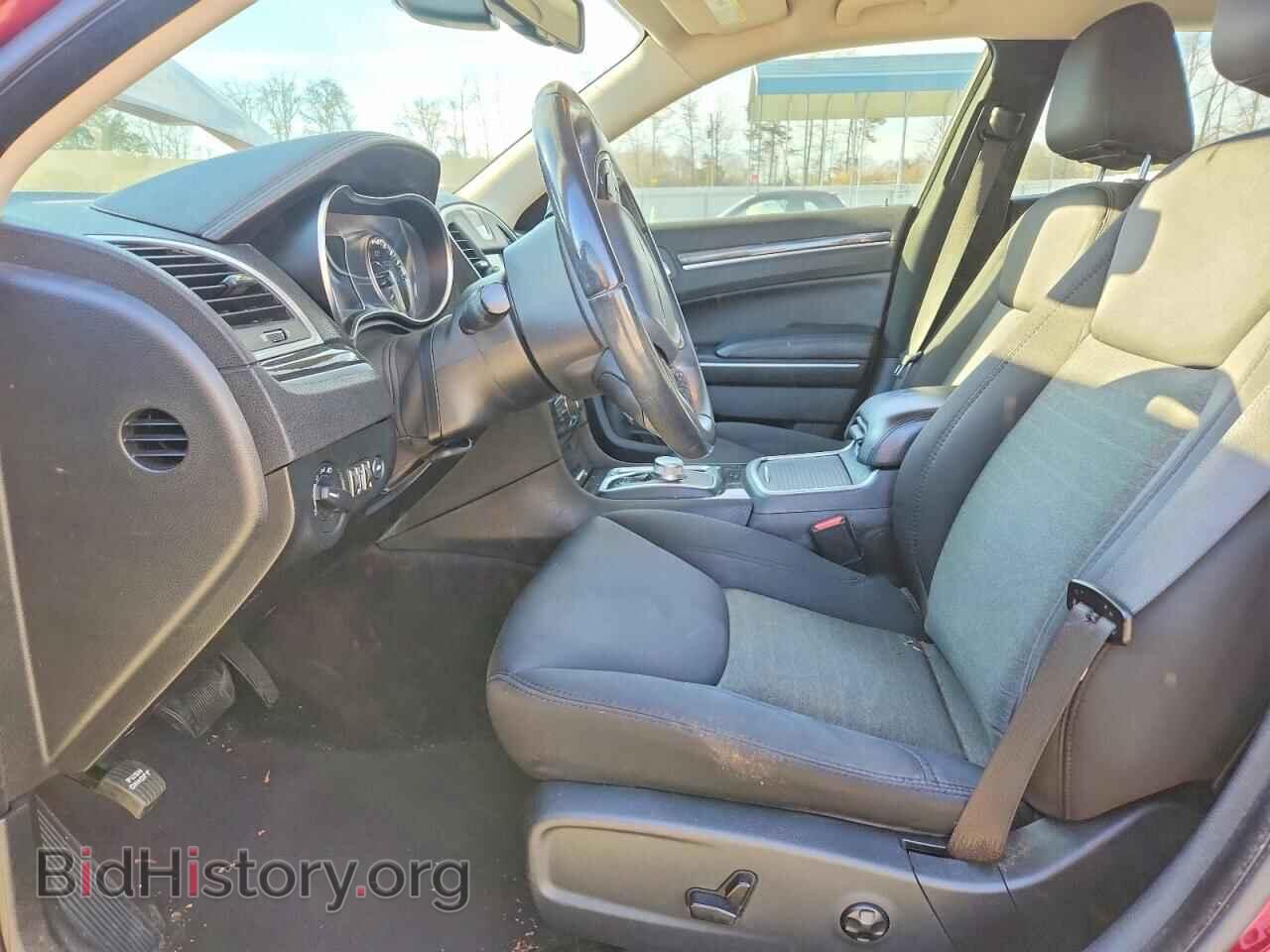 2018 CHRYSLER 300 - VIN: 2C3CCAAG9JH315404 - Фото 7
