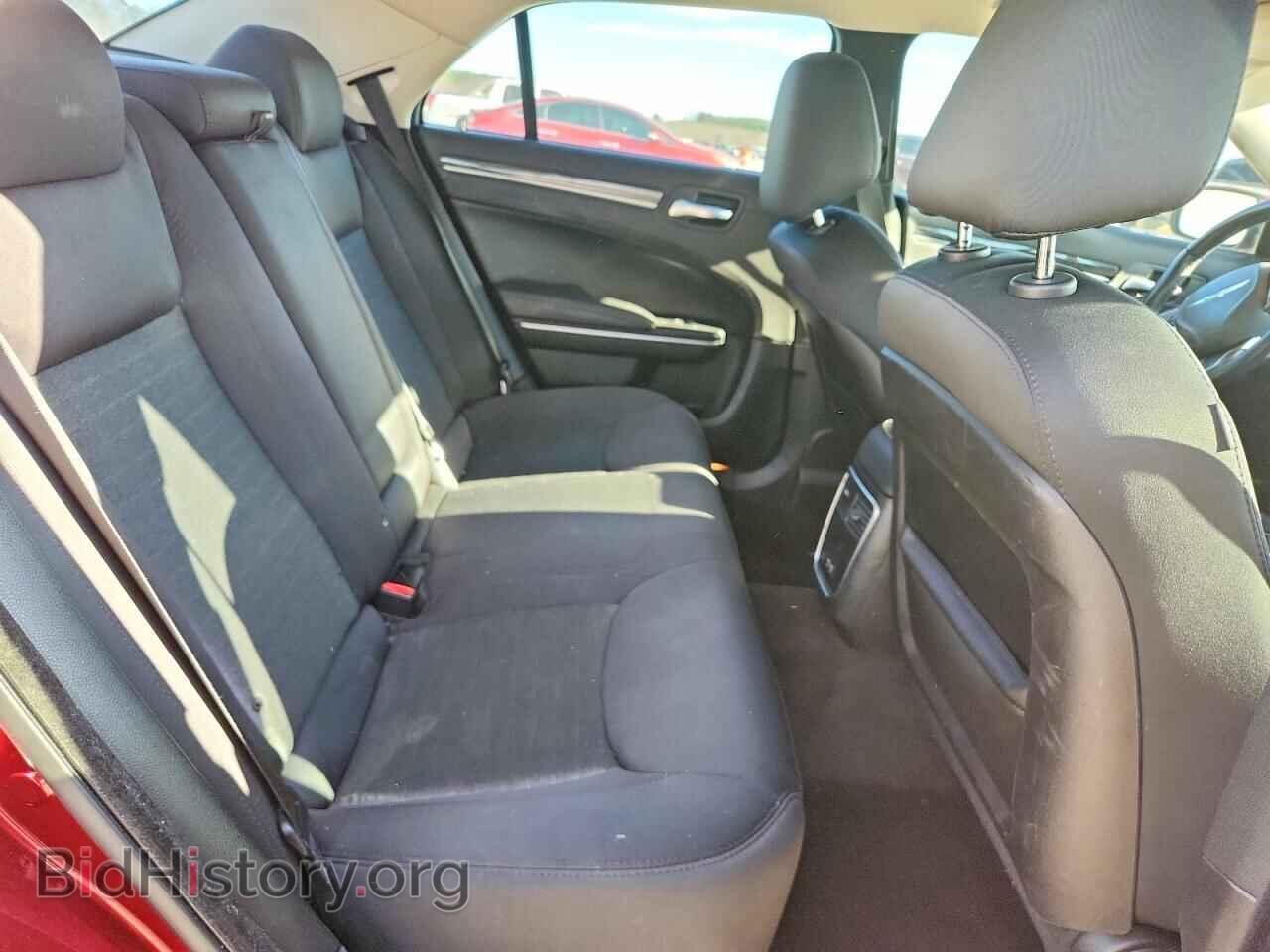 2018 CHRYSLER 300 - VIN: 2C3CCAAG9JH315404 - Фото 10