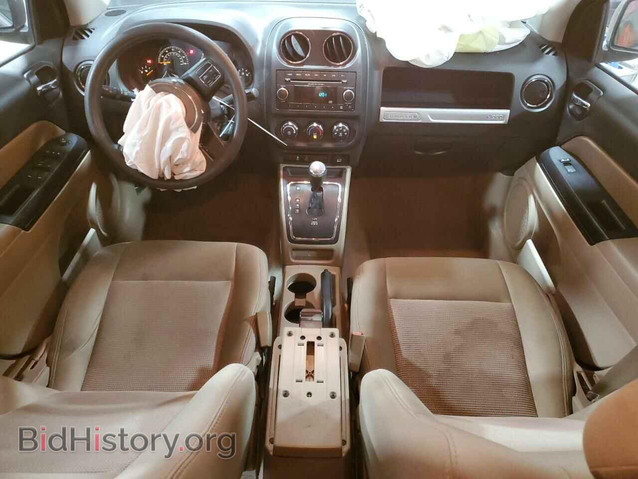 2014 JEEP COMPASS - VIN: 1C4NJDBB1ED621899 - Photo 8