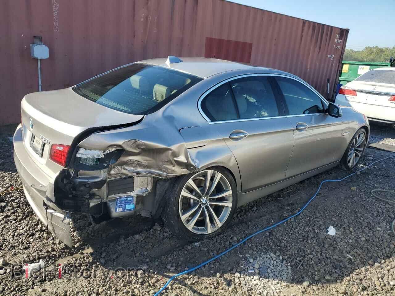 2016 BMW 5 SERIES - VIN: WBA5A5C54GG352424 - Фото 3