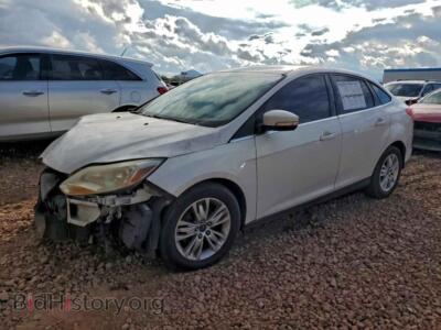 2012 Ford FOCUS SEL, white — VIN 1FAHP3H22CL451235, Copart