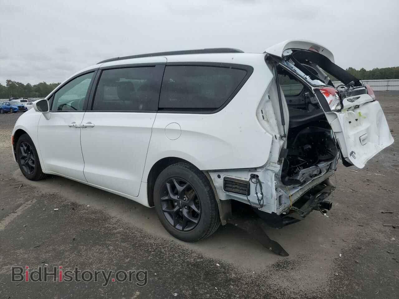 2020 CHRYSLER PACIFICA - VIN: 2C4RC1EG6LR126481 - Photo 2