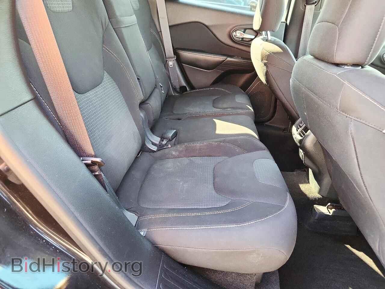 2016 JEEP CHEROKEE - VIN: 1C4PJLCB4GW113712 - Фото 10