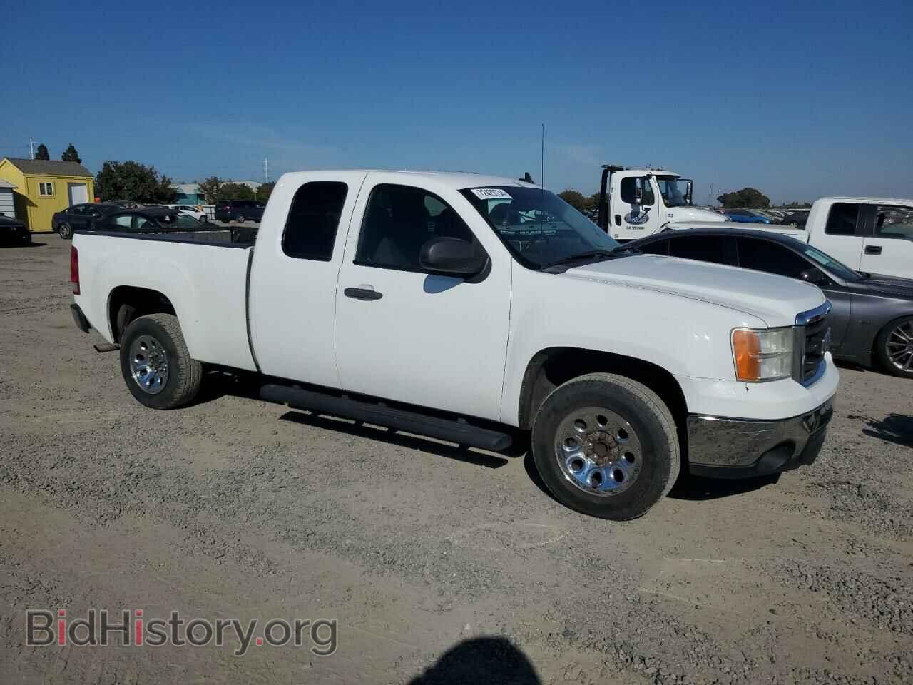 2012 GMC All Models - VIN: 1GTR1UEA3CZ225834 - Photo 4