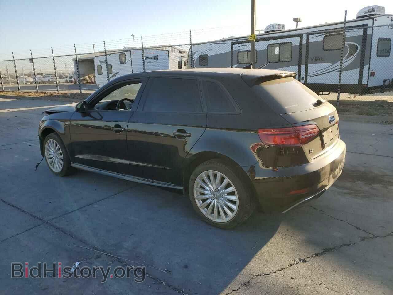 2017 AUDI A3 - VIN: WAUUPBFF5HA076966 - Фото 2