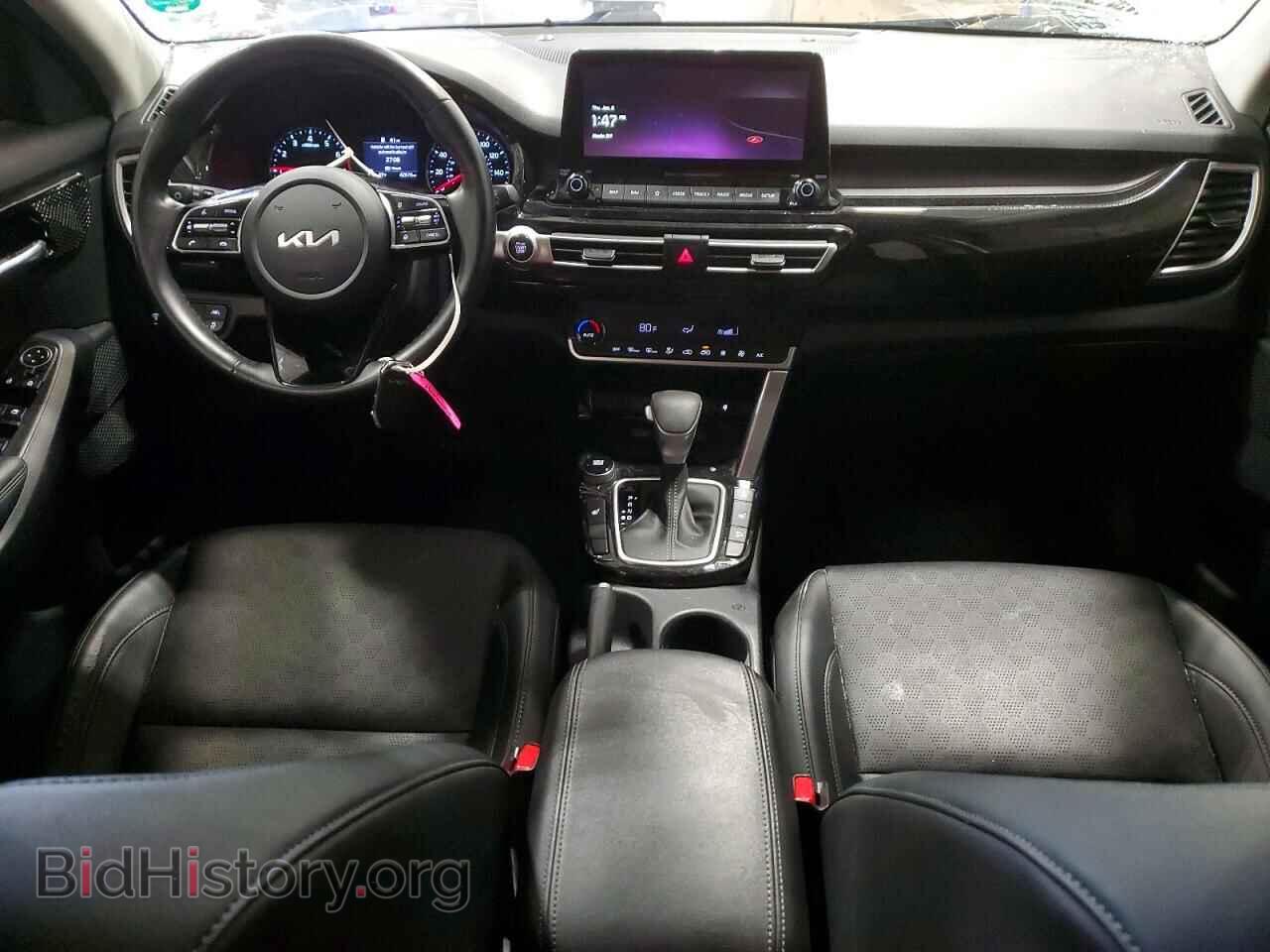 2023 KIA SELTOS - VIN: KNDERCAA2P7413382 - Фото 8