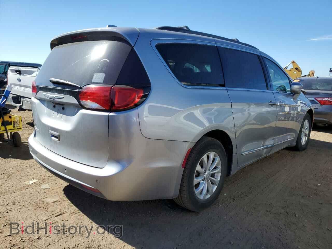 2017 CHRYSLER PACIFICA - VIN: 2C4RC1BG8HR759043 - Photo 3