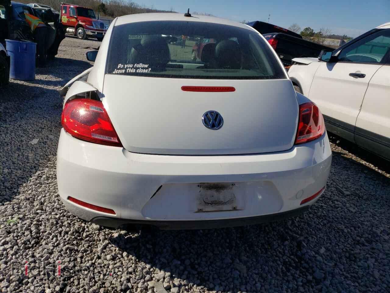 2012 VOLKSWAGEN BEETLE - VIN: 3VWJP7ATXCM618197 - Фото 6