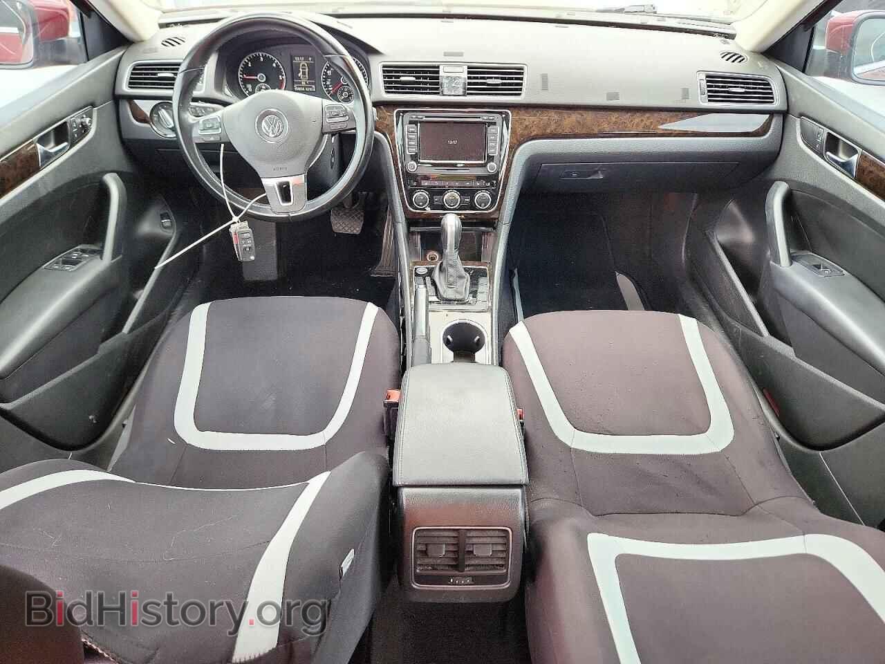 2015 VOLKSWAGEN PASSAT - VIN: 1VWCV7A32FC012929 - Photo 8