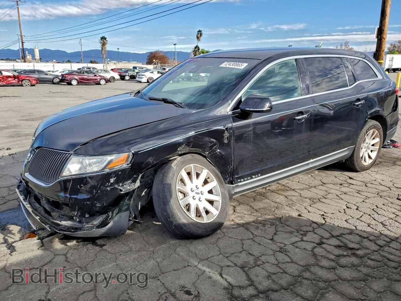 Photo 2LMHJ5NKXGBL01231 - LINCOLN MKT 2016