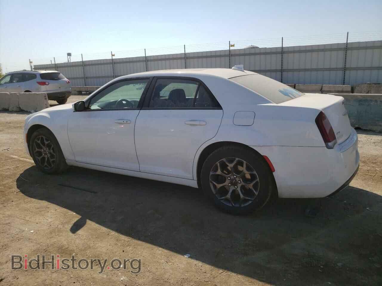 2015 CHRYSLER 300 - VIN: 2C3CCAGG4FH767453 - Фото 2