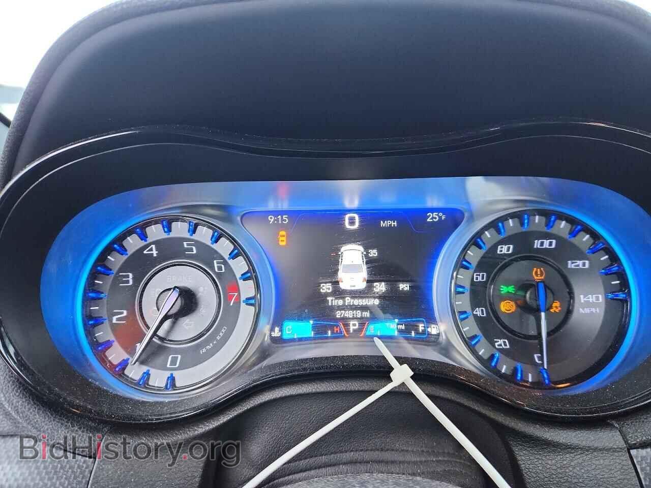2015 CHRYSLER 300 - VIN: 2C3CCAGG9FH882937 - Фото 9