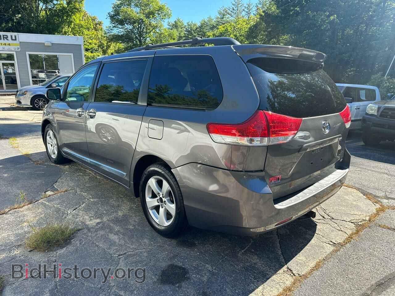 2011 TOYOTA All Models - VIN: 5TDKK3DC5BS175076 - Фото 3