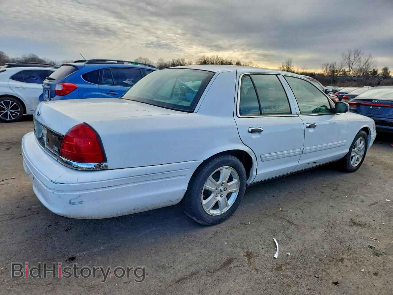 2011 FORD CROWN VIC - VIN: 2FABP7EV7BX146763 - Фото 3