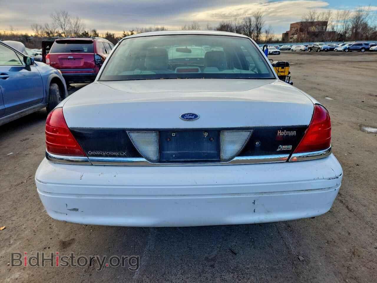 2011 FORD CROWN VIC - VIN: 2FABP7EV7BX146763 - Фото 6