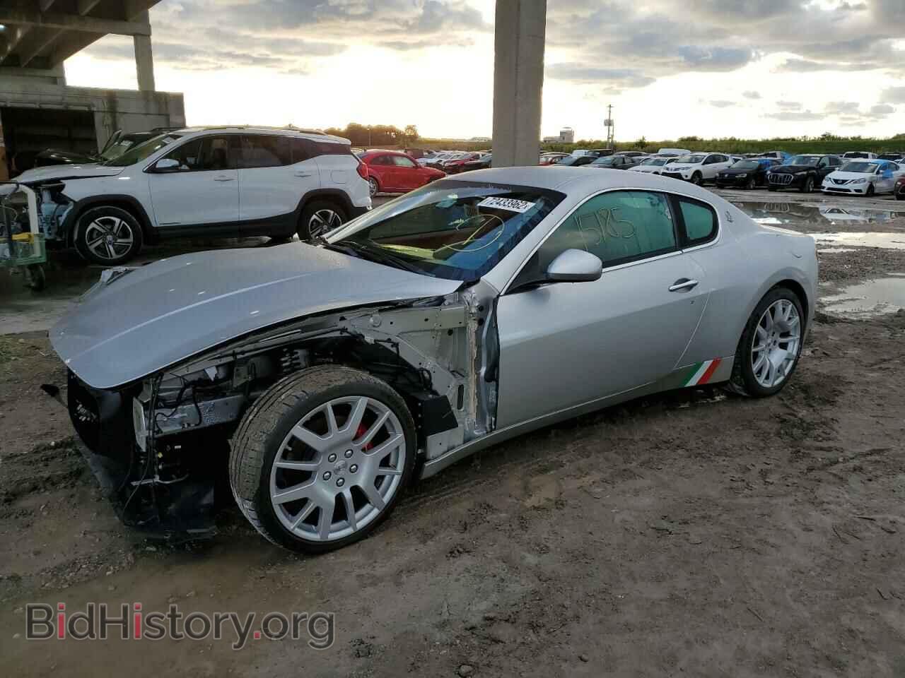 Фотография ZAMGJ45A780040281 - MASERATI ALL MODELS 2008