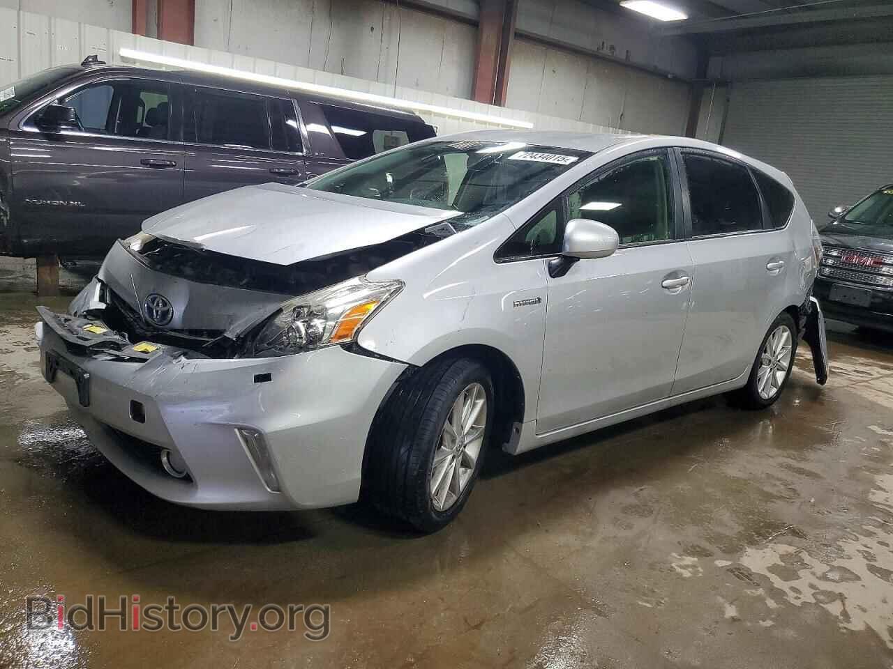 Фотография JTDZN3EU4EJ005371 - TOYOTA PRIUS V 2014